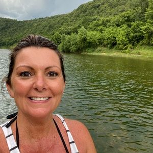 Meet your Posher, Glenda